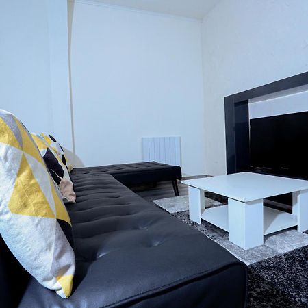 Elegant Appartement Bord De Seine Montereau-faut-Yonne Exterior foto
