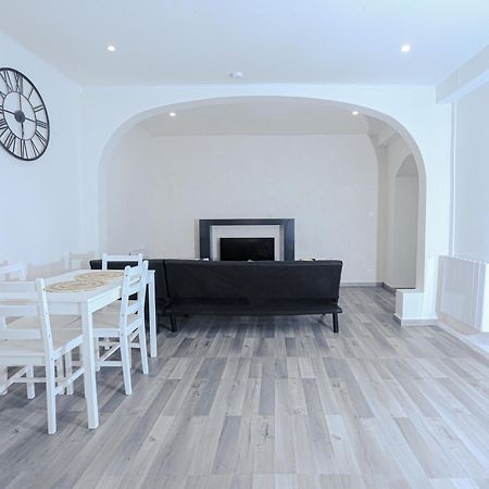 Elegant Appartement Bord De Seine Montereau-faut-Yonne Exterior foto