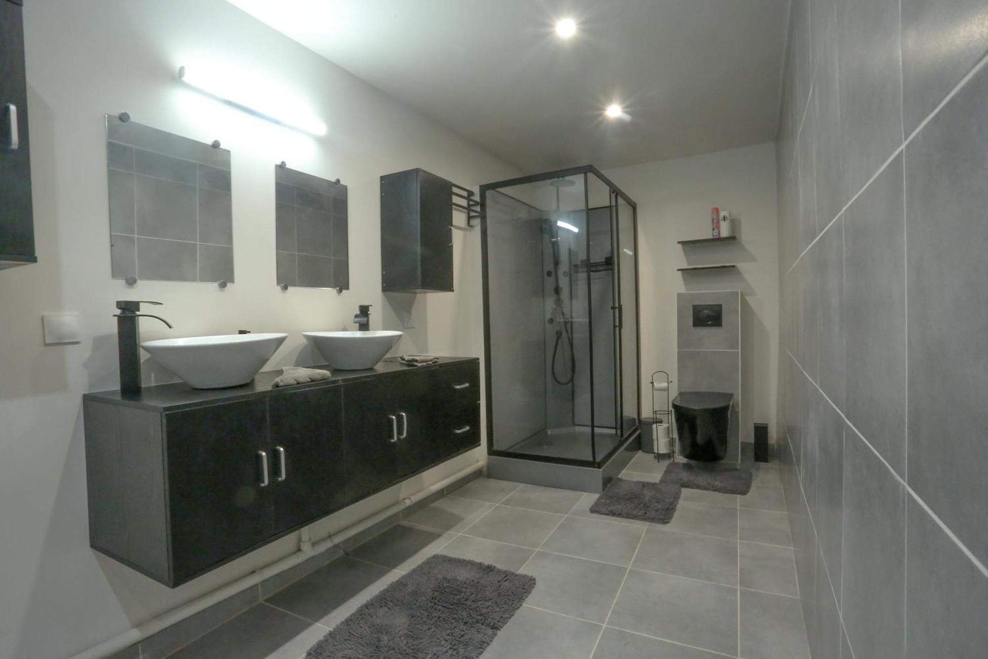 Elegant Appartement Bord De Seine Montereau-faut-Yonne Exterior foto