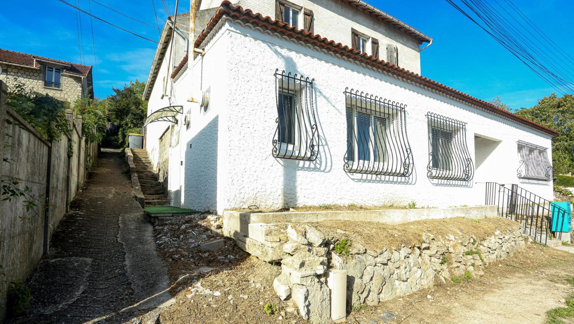 Elegant Appartement Bord De Seine Montereau-faut-Yonne Exterior foto